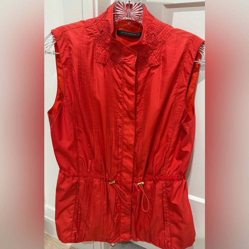 Elie Tahari Vibrant Red Long Detailed Fabric Zip Vest with Center Pull Cord.Sz S